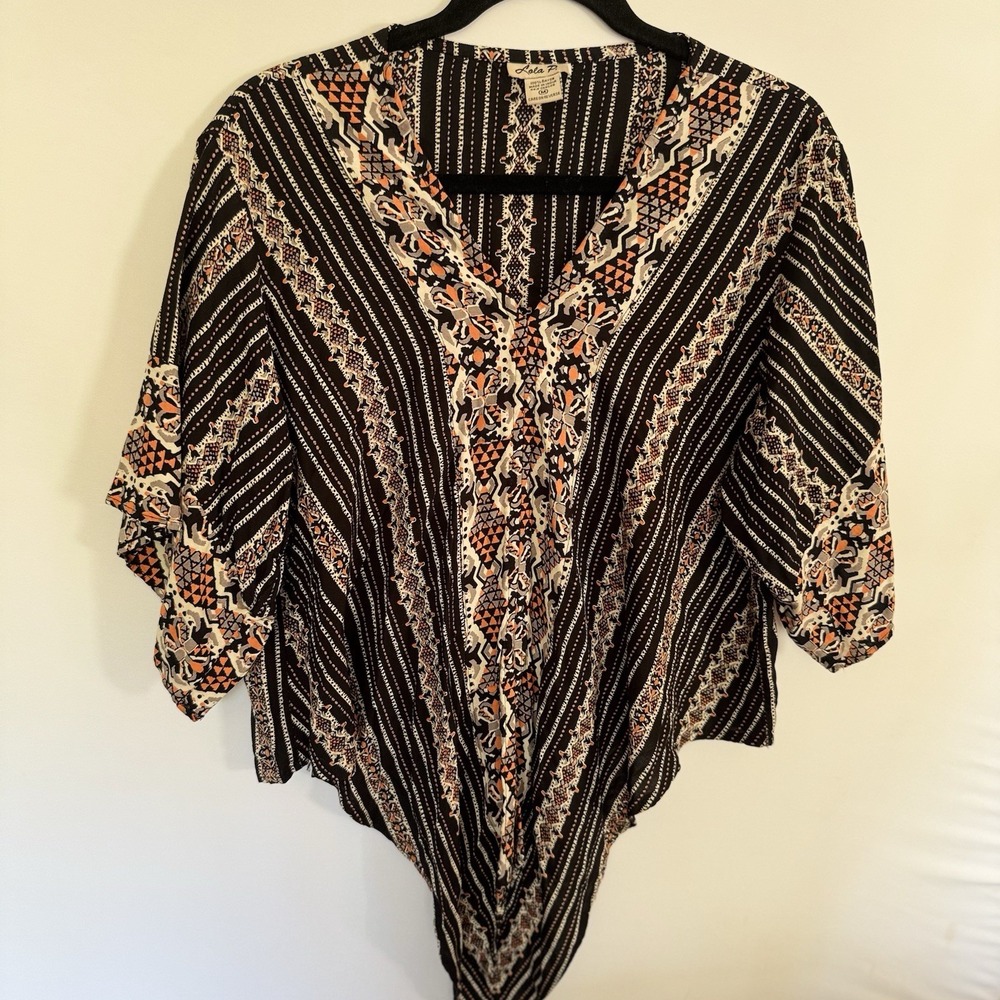 Lola P. Women's M Geometric V-Neck Tie-Front Woven Rayon Blouse 3/4 Sleeve